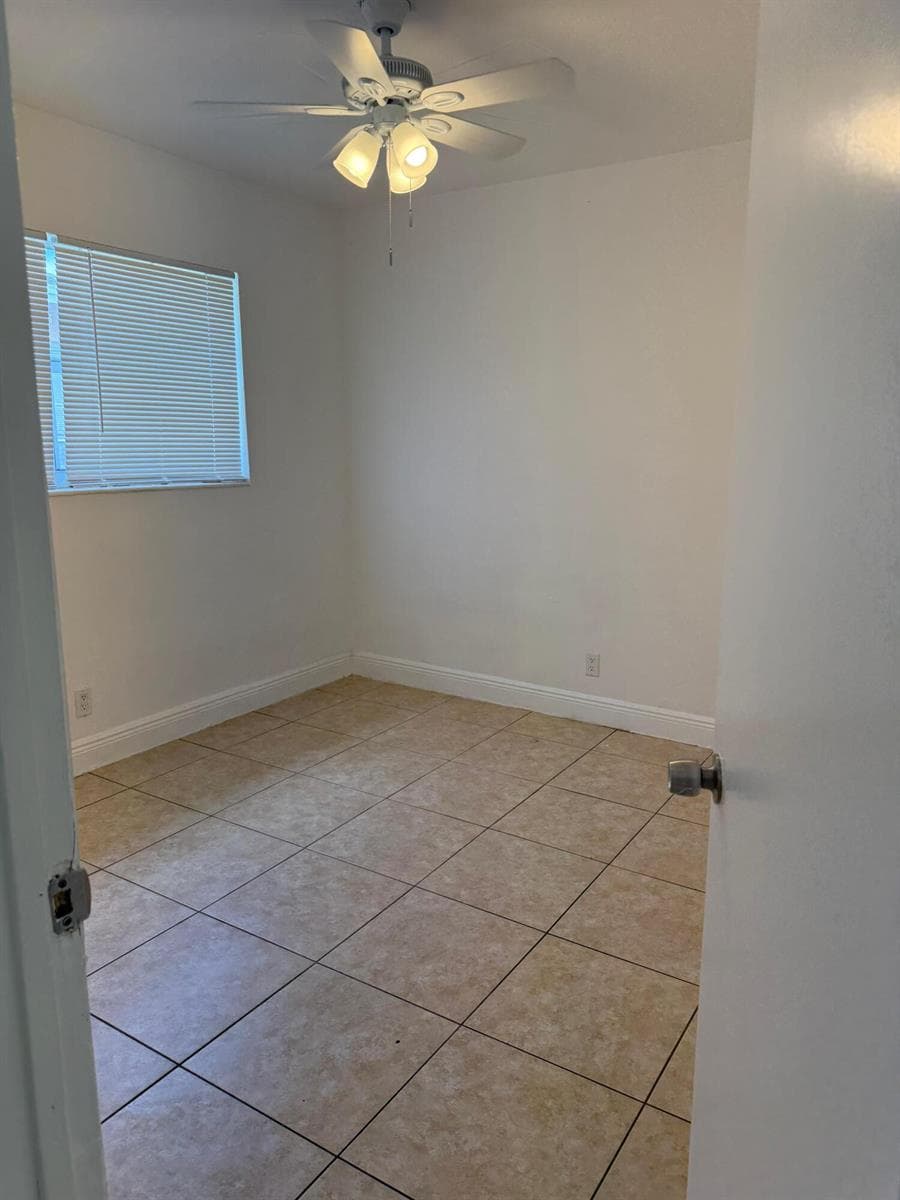 760 NW 4TH Street # 2, Hallandale Beach, FL 33009 photo 9