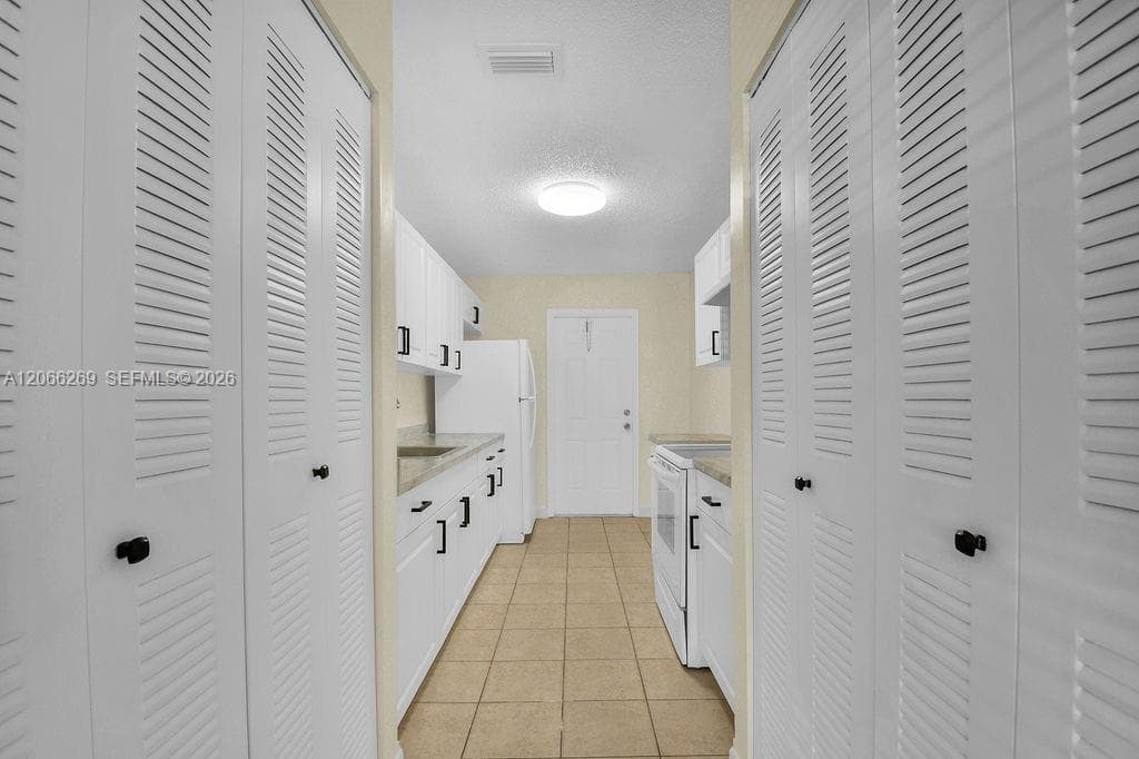 18947 NW 45th Ave # 1, Miami Gardens, FL 33055 photo 9