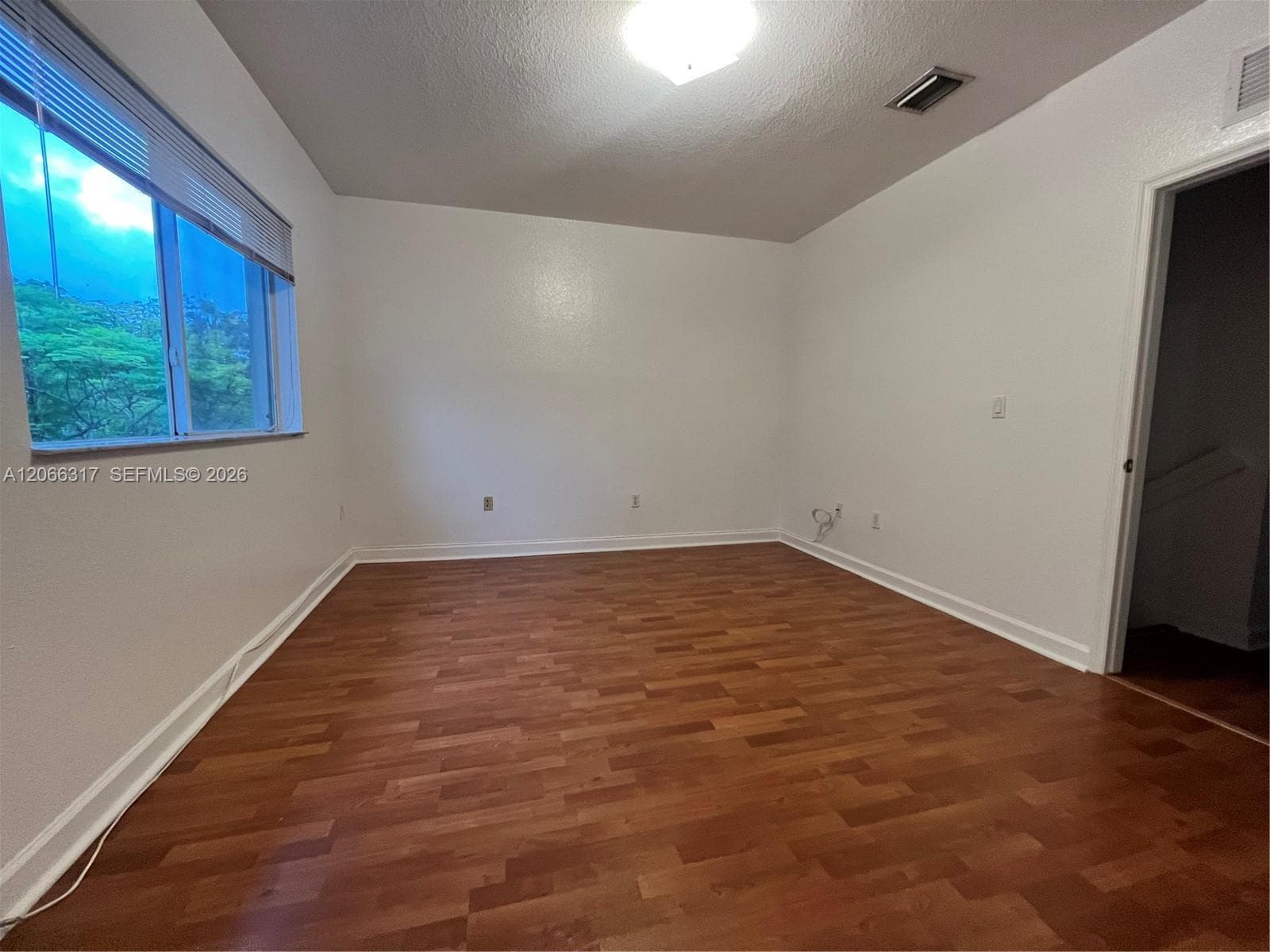 8564 SW 214th Way, Cutler Bay, FL 33189 photo 13