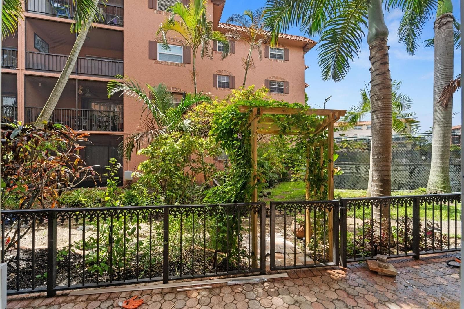 620 Tennis Club Drive # 103, Fort Lauderdale, FL 33311 photo 11