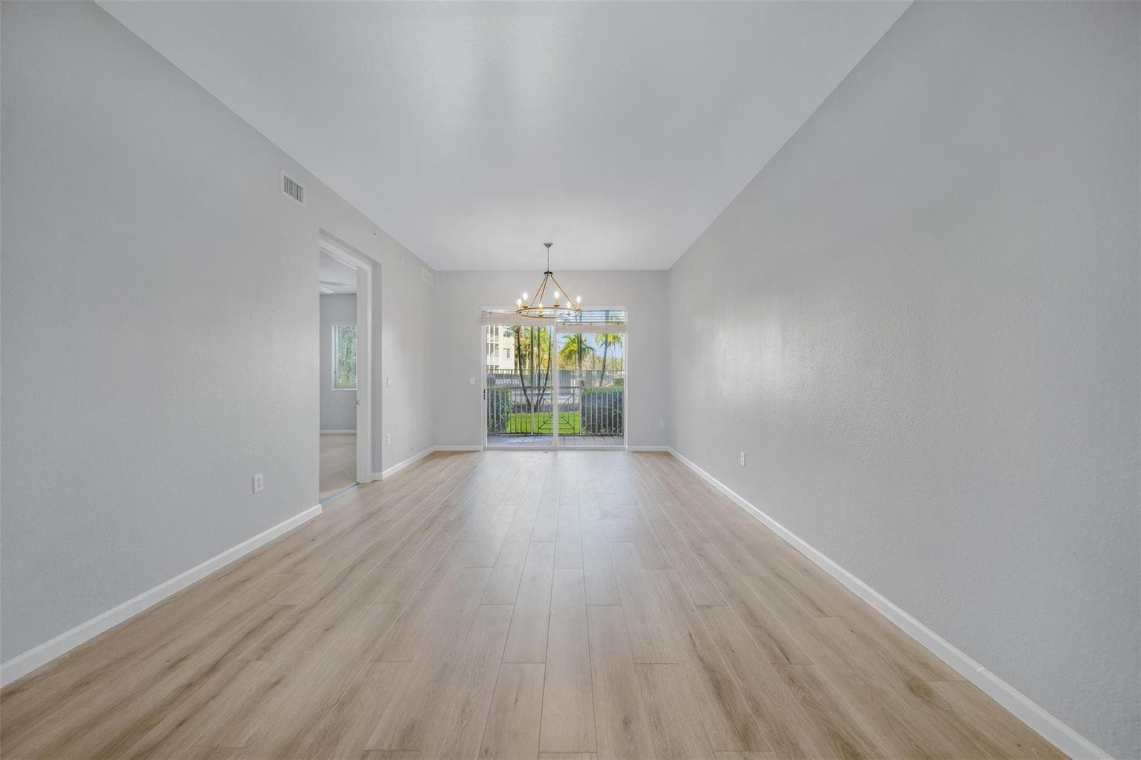 3500 OAKS CLUBHOUSE Drive # 102, Pompano Beach, FL 33069 photo 6