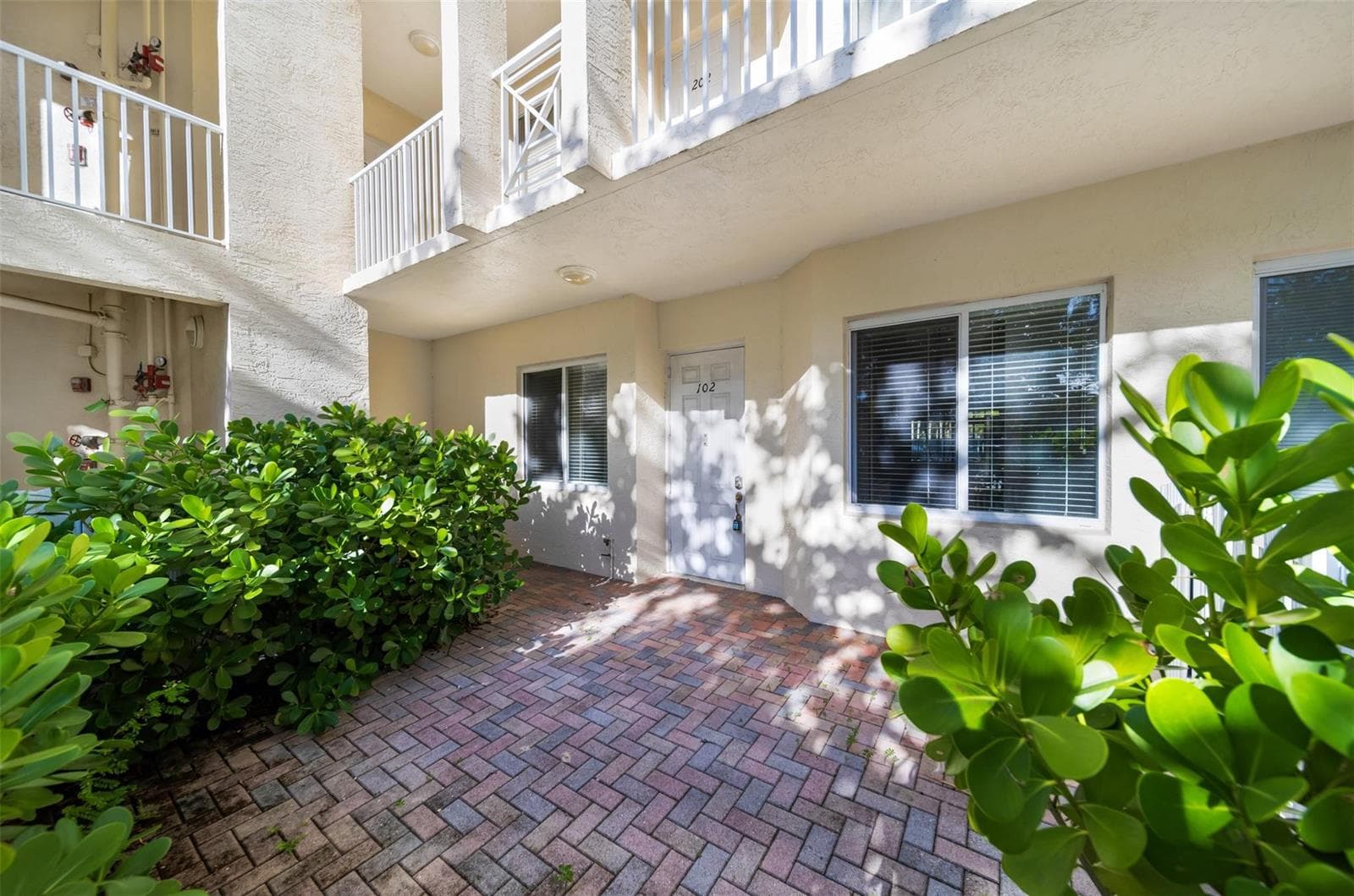 3500 OAKS CLUBHOUSE Drive # 102, Pompano Beach, FL 33069 photo 12