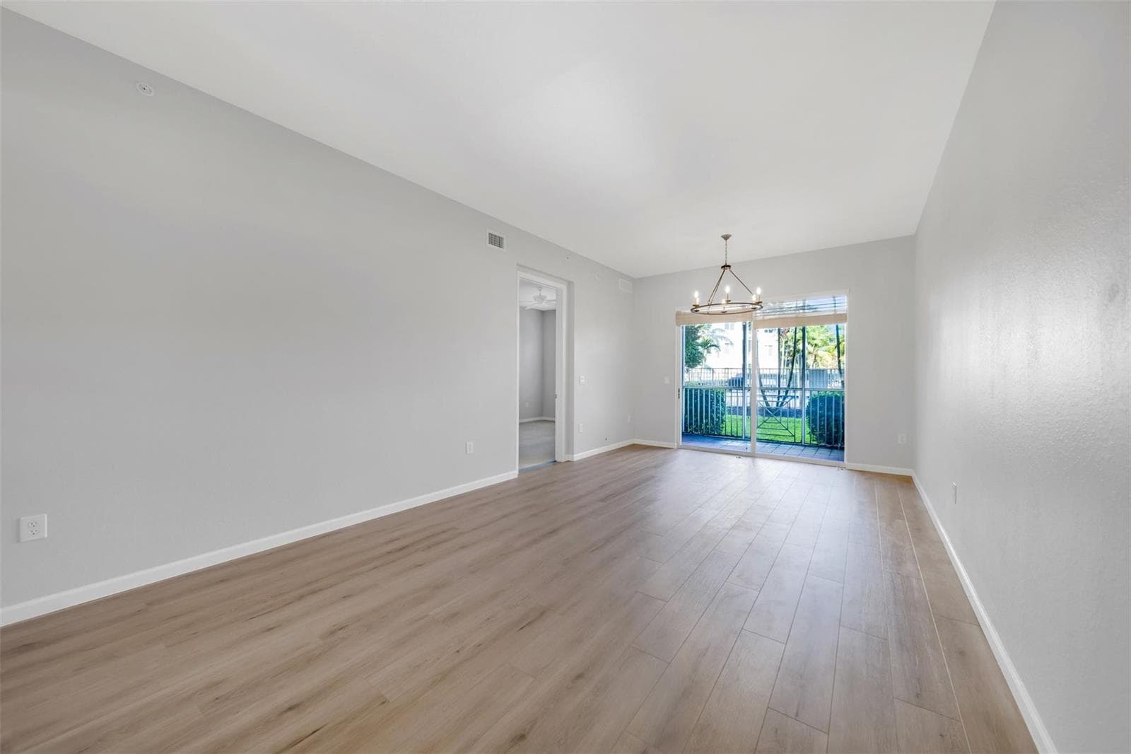 3500 OAKS CLUBHOUSE Drive # 102, Pompano Beach, FL 33069 photo 7