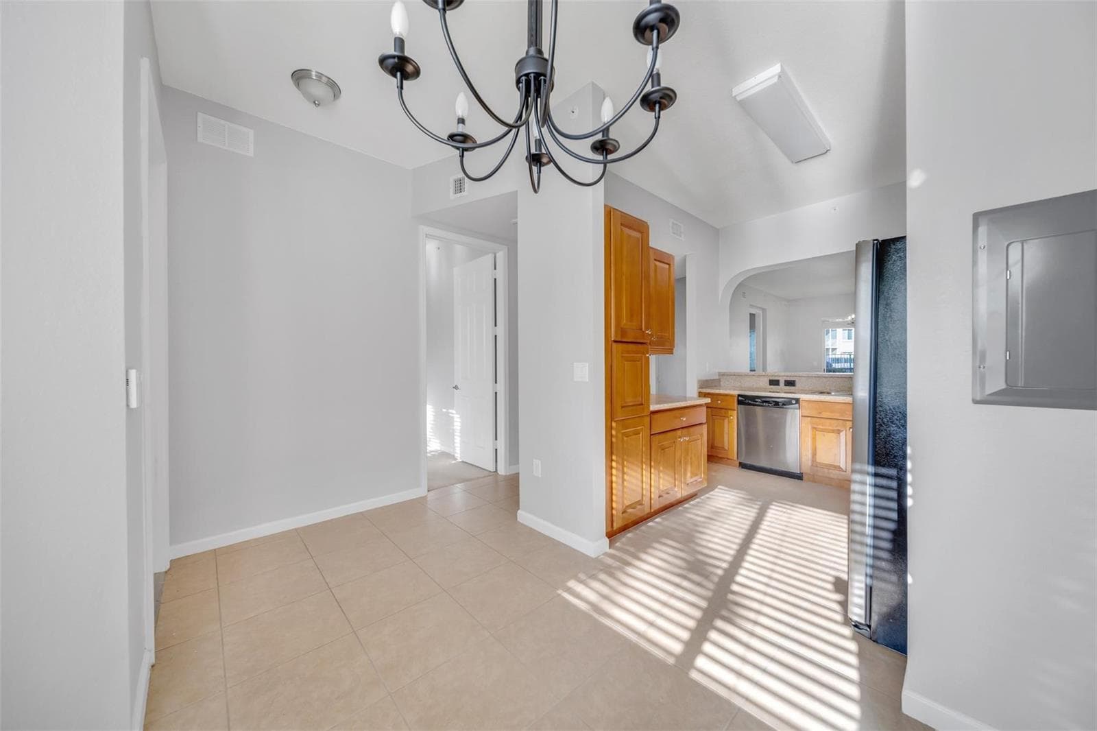 3500 OAKS CLUBHOUSE Drive # 102, Pompano Beach, FL 33069 photo 3