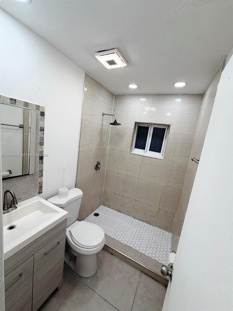 716 SW 11th Ave # B, Homestead, FL 33030 photo 11