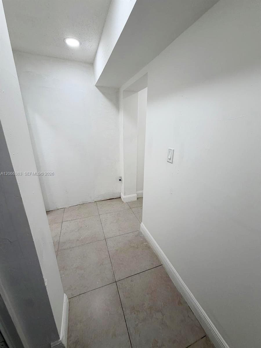 716 SW 11th Ave # B, Homestead, FL 33030 photo 8