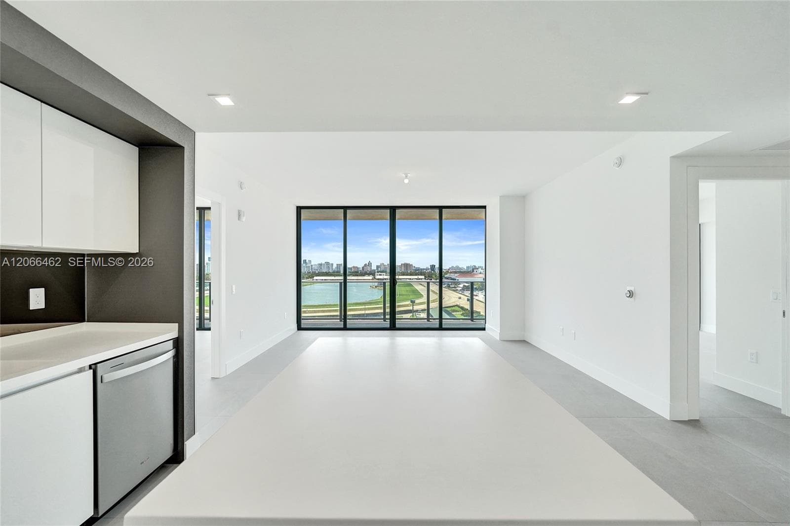 1170 E HALLANDALE BEACH BOULEVARD # 1111, Hallandale Beach, FL 33009 photo 13