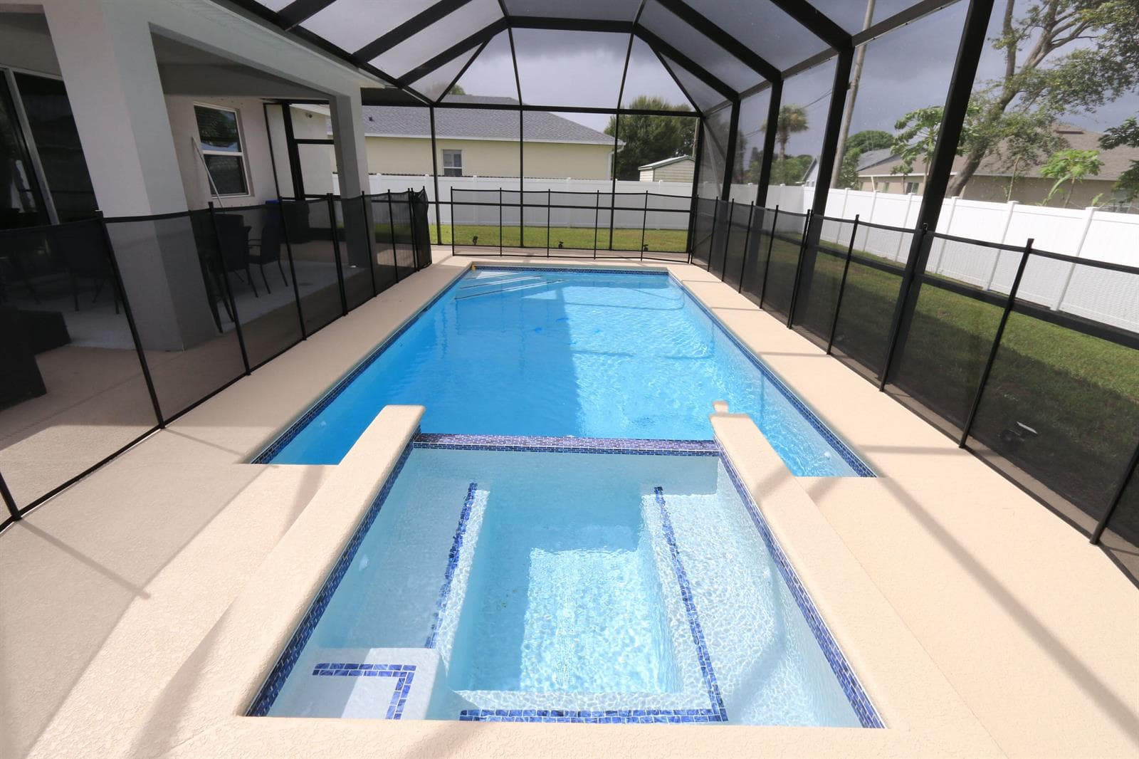 592 SW DAUPHIN Avenue, Port St. Lucie, FL 34953 photo 9