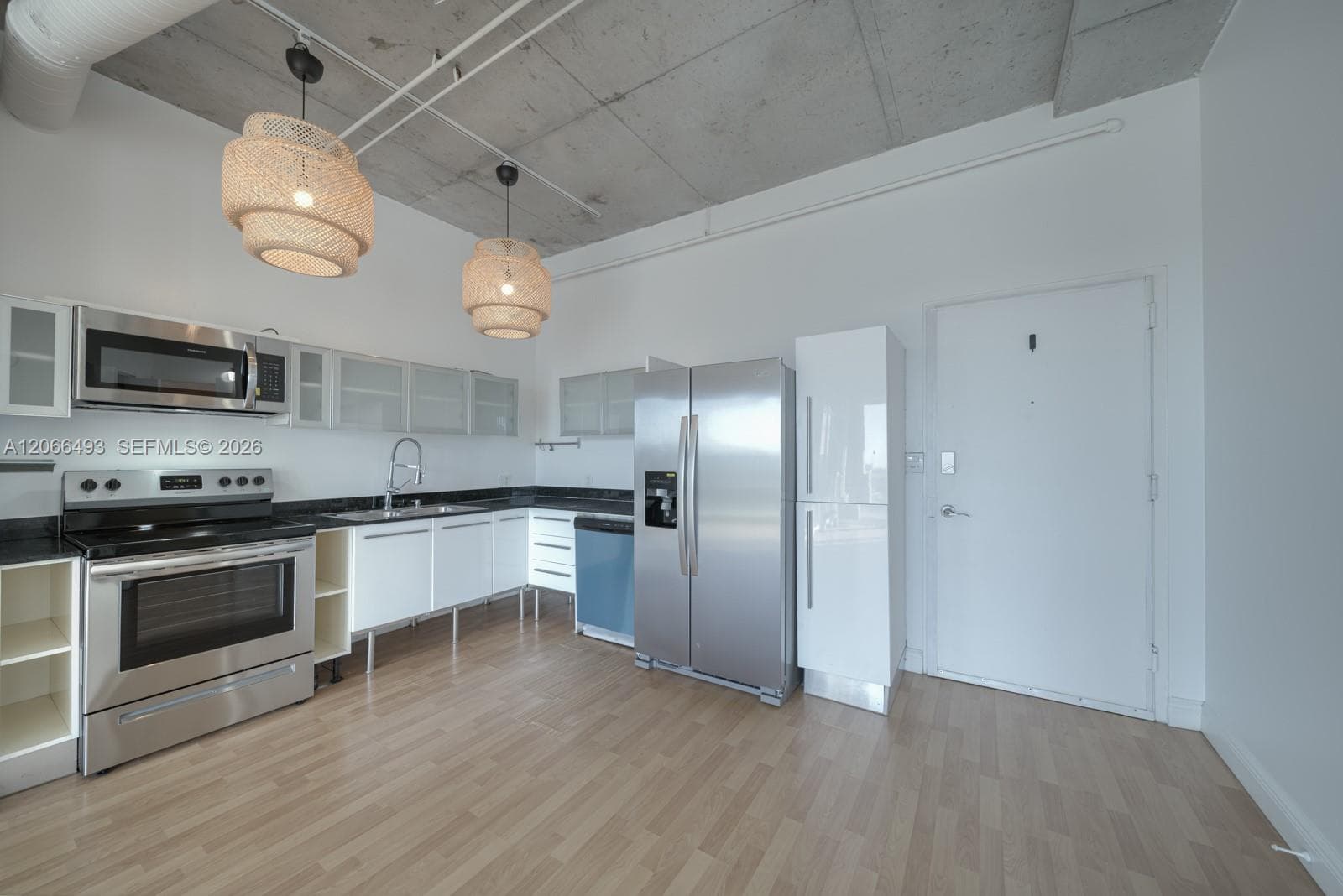 10 SW South River Dr # 1406, Miami, FL 33130 photo 6