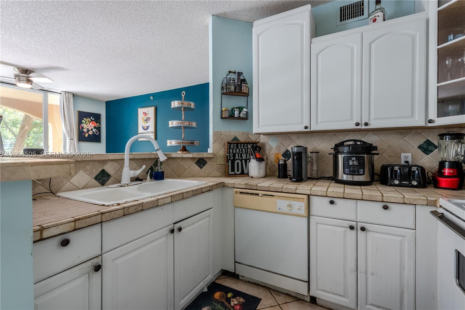 19601 E Country Club Dr # 7104, Aventura, FL 33180 photo 11