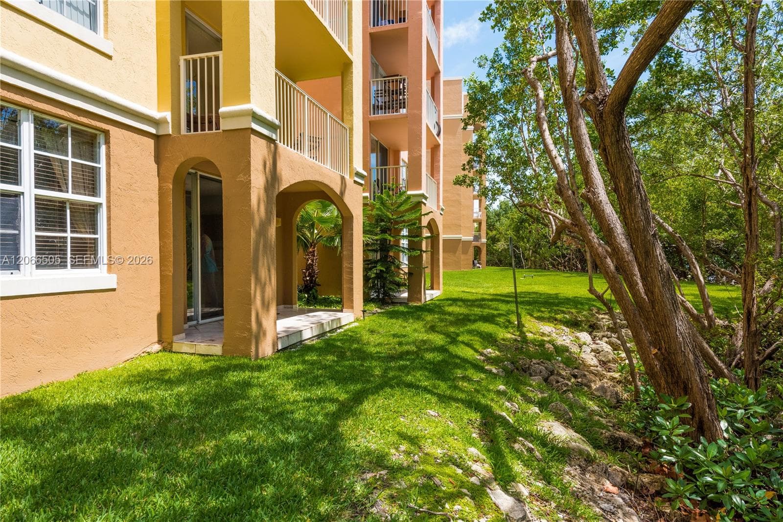 19601 E Country Club Dr # 7104, Aventura, FL 33180 photo 8