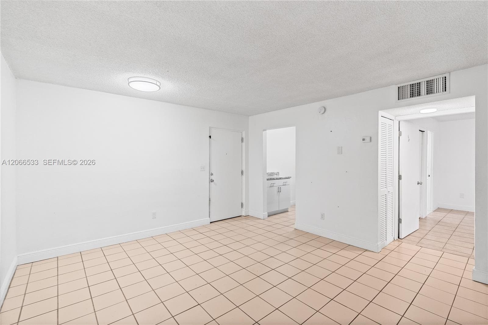 8501 NW 8th St # 106, Miami, FL 33126 photo 12