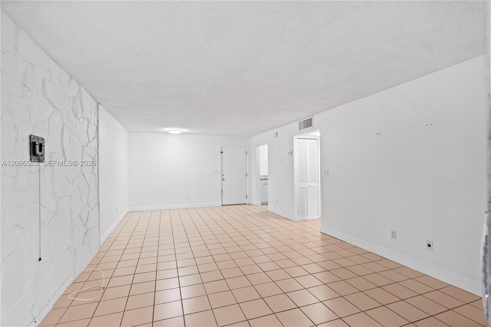 8501 NW 8th St # 106, Miami, FL 33126 photo 10