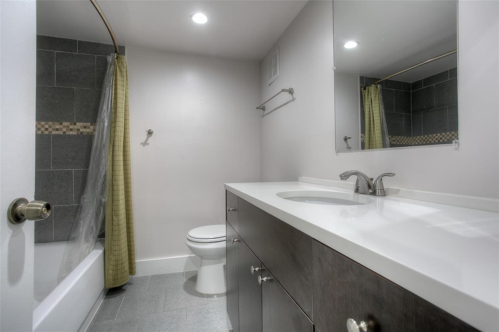 303 RACQUET CLUB Road # 312, Weston, FL 33326 photo 6