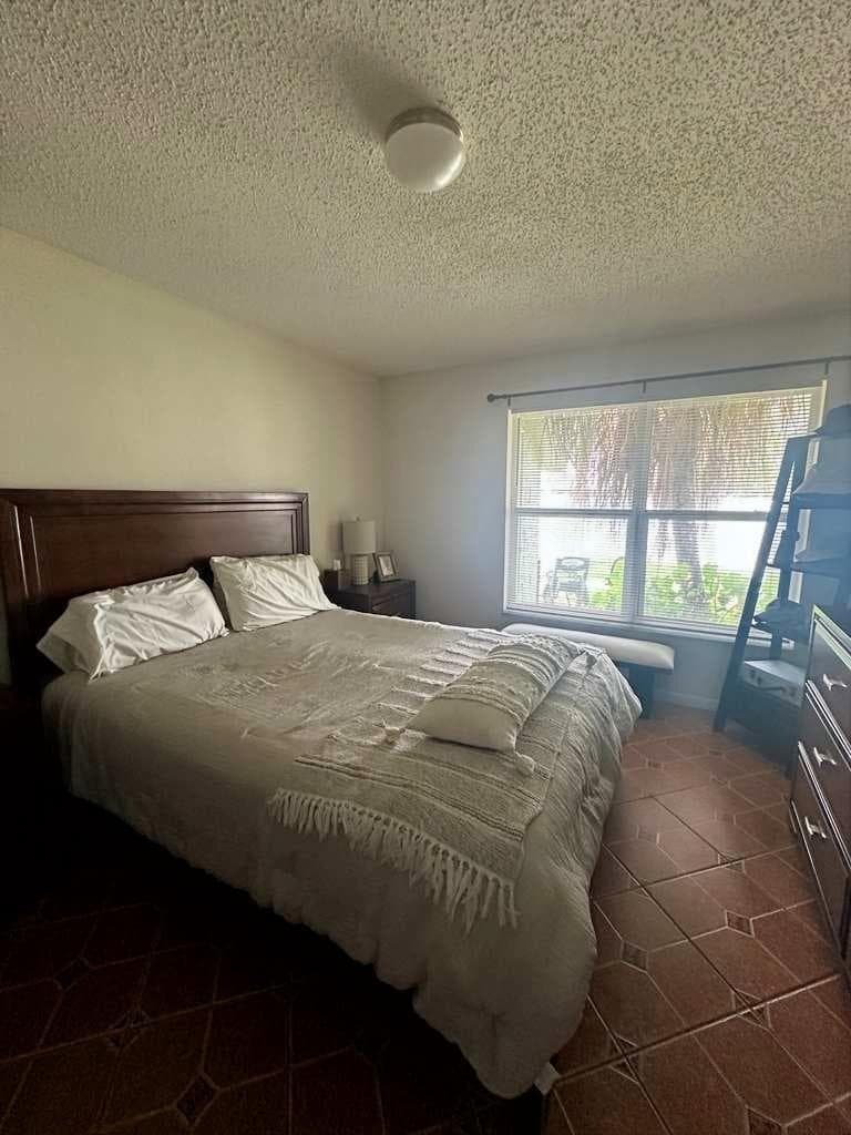 134 Oakwood Drive, Jupiter, FL 33458 photo 7