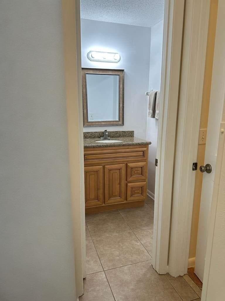 134 Oakwood Drive, Jupiter, FL 33458 photo 9