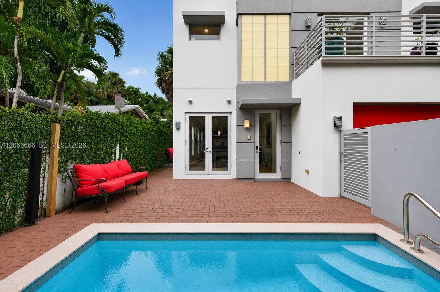 125 NE 16th Ter, Fort Lauderdale, FL 33301 photo 2