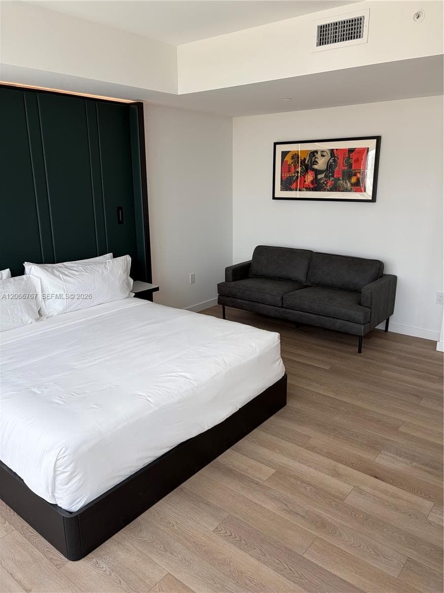 20 NE 11 Street # 1701, Miami, FL 33132 photo 11