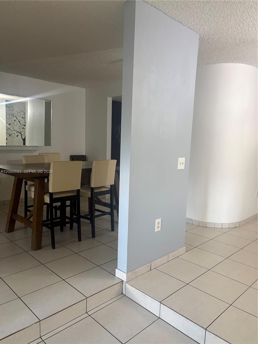 17919 NW 66th Ct, Hialeah, FL 33015 photo 12