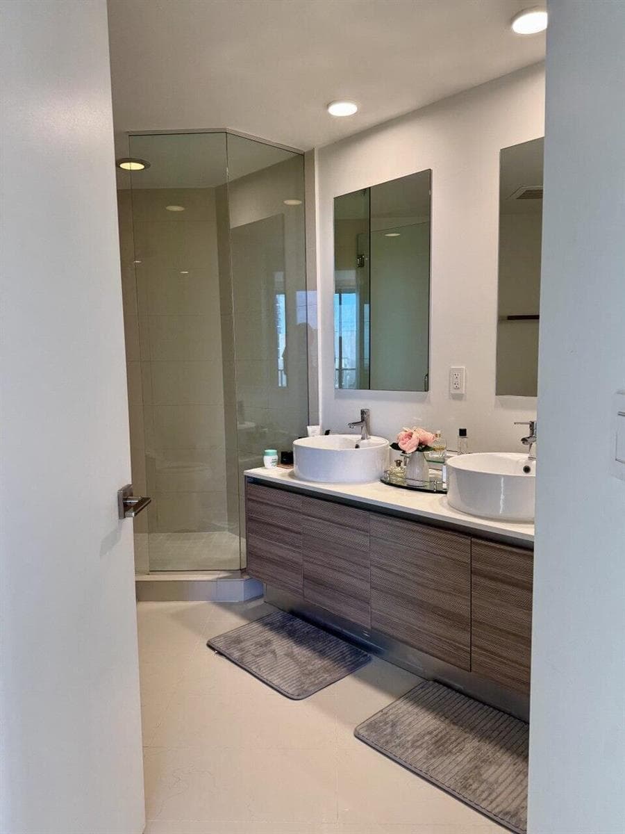 121 NE 34th Street # 1116, Miami, FL 33137 photo 10