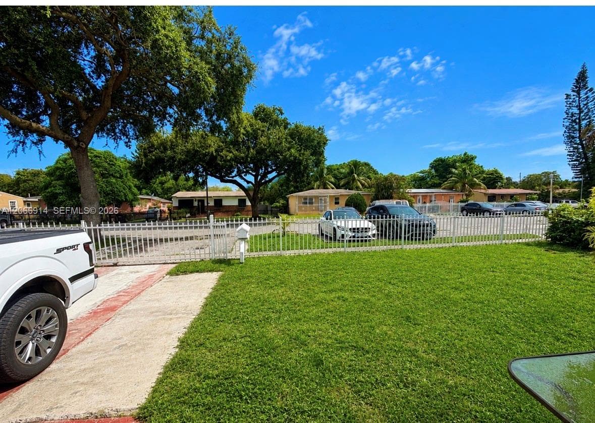 1650 NW 123rd St, North Miami, FL 33167 photo 8
