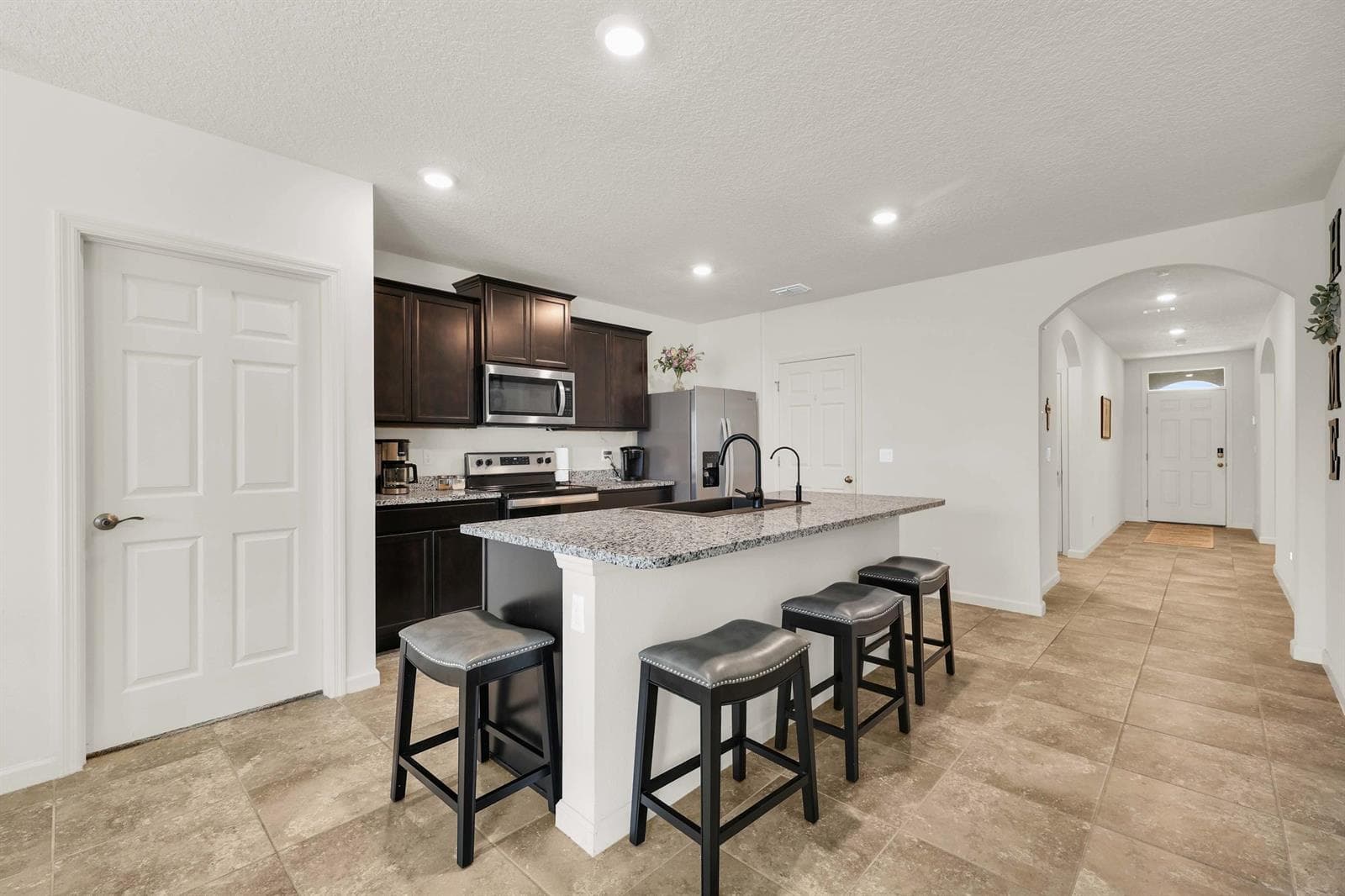 6379 NW NORTHWOOD Loop, Port St. Lucie, FL 34983 photo 7