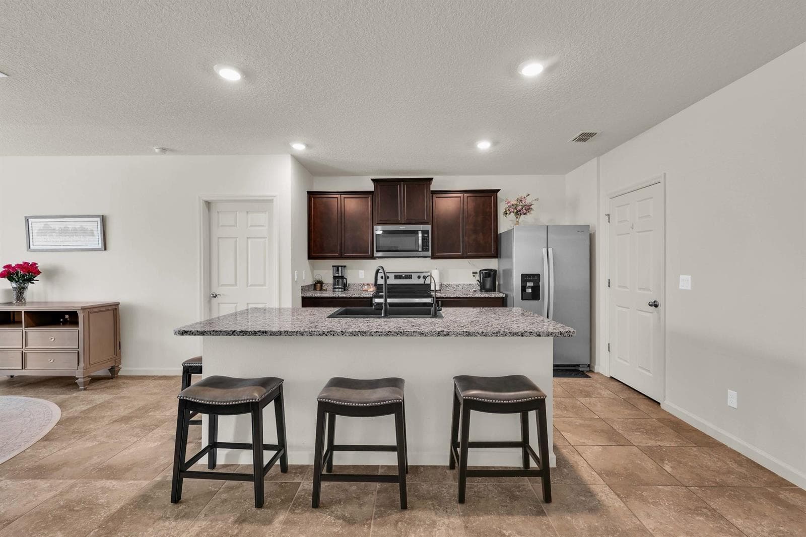 6379 NW NORTHWOOD Loop, Port St. Lucie, FL 34983 photo 4