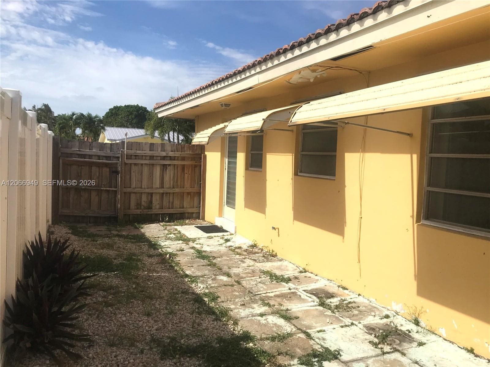 2724 NE 32nd St # 1, Fort Lauderdale, FL 33306 photo 12