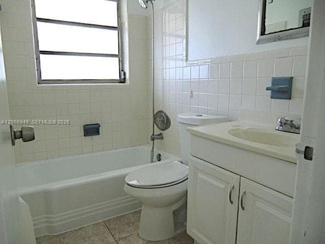 2724 NE 32nd St # 1, Fort Lauderdale, FL 33306 photo 8