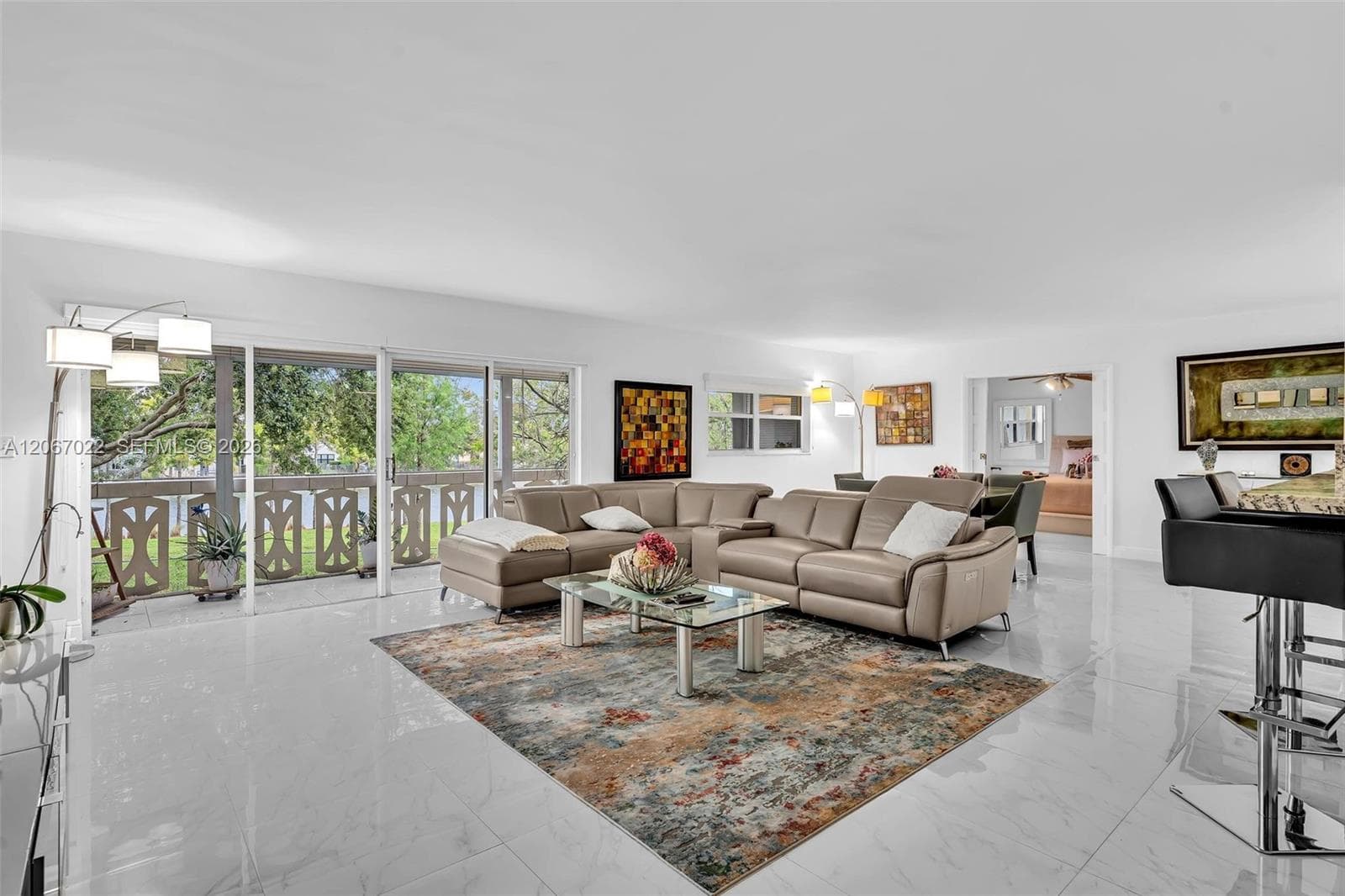 800 NE 195th St # 220, Miami, FL 33179 photo 2