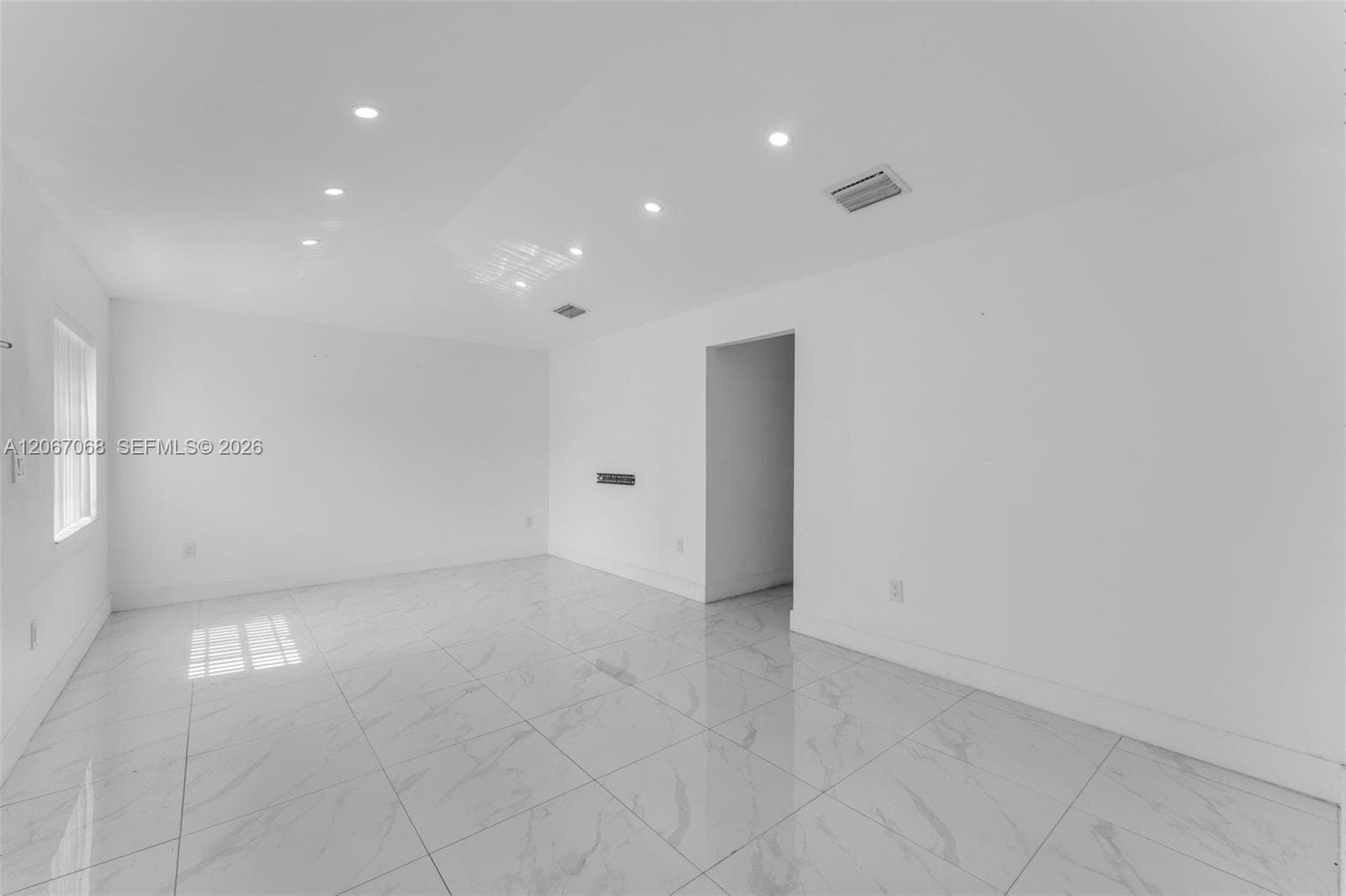 8246 SW 147th Ct, Miami, FL 33193 photo 6