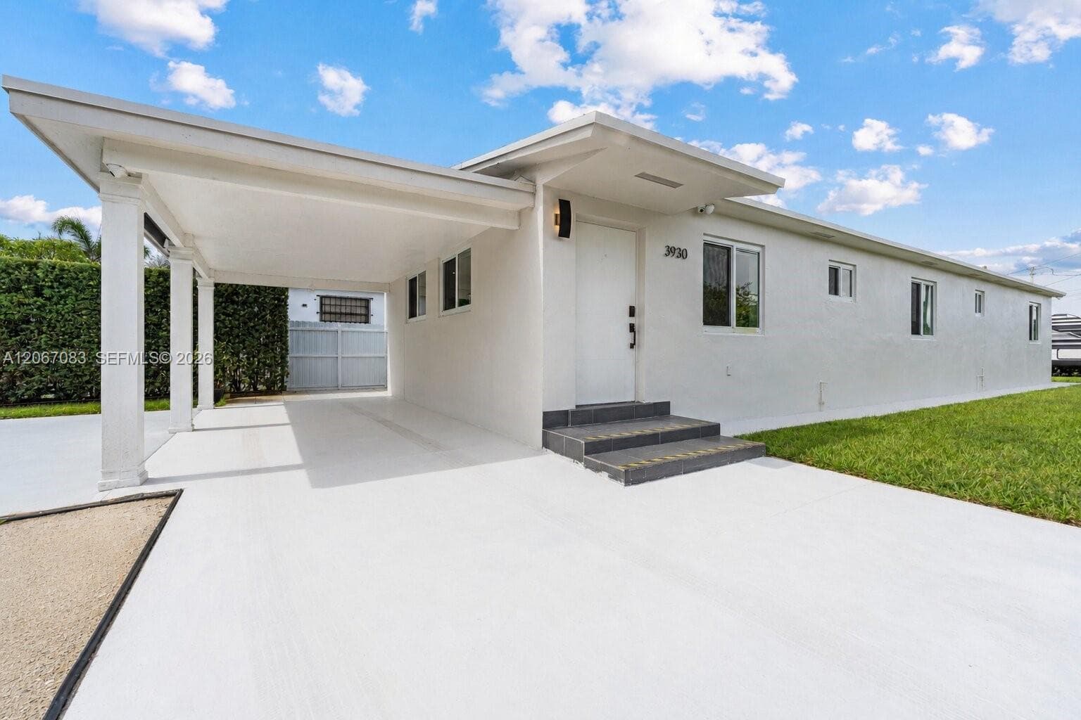 3930 W 2nd Ave, Hialeah, FL 33012 photo 3