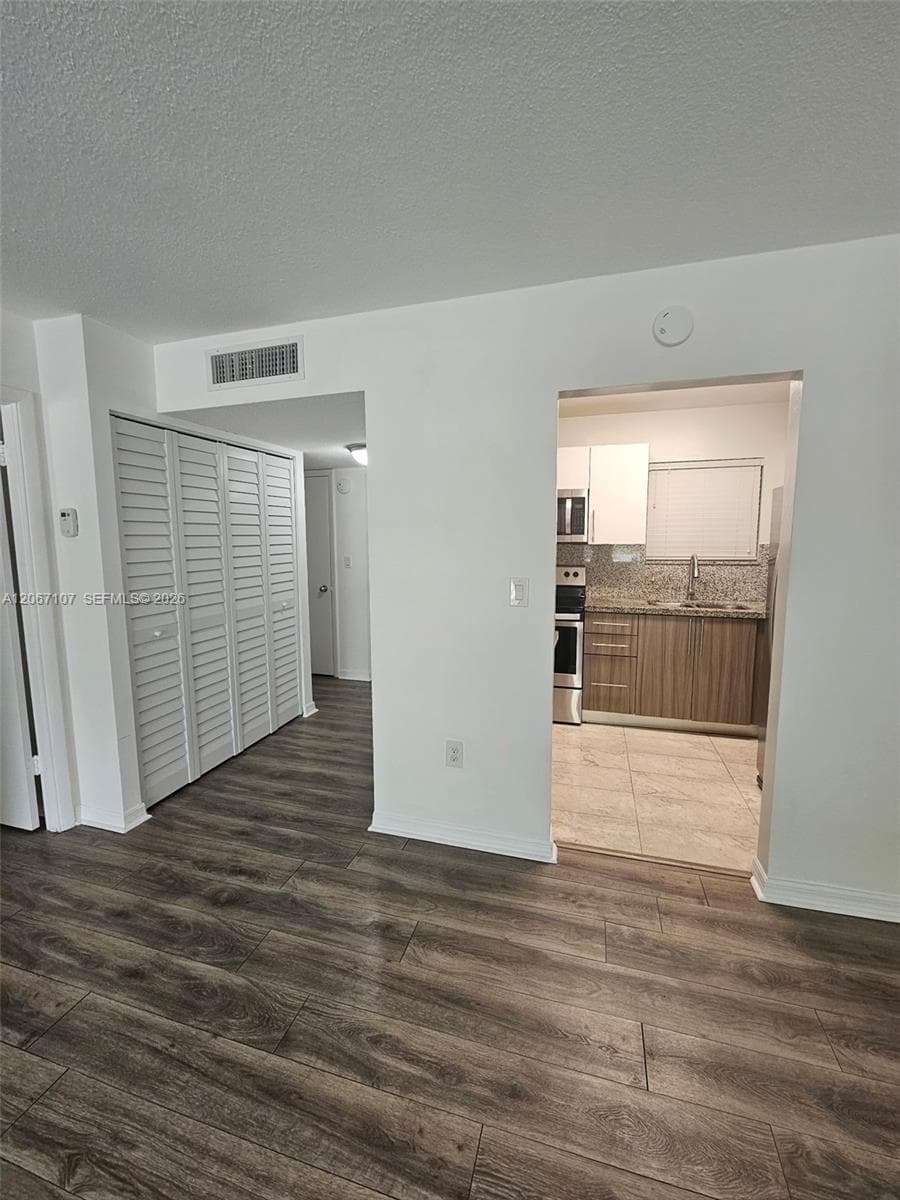 7470 Miami Lakes Dr # B208, Miami Lakes, FL 33014 photo 6