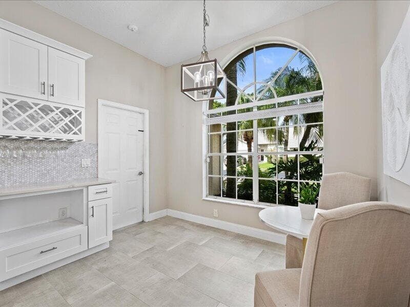 237 MOCCASIN Trail W, Jupiter, FL 33458 photo 5