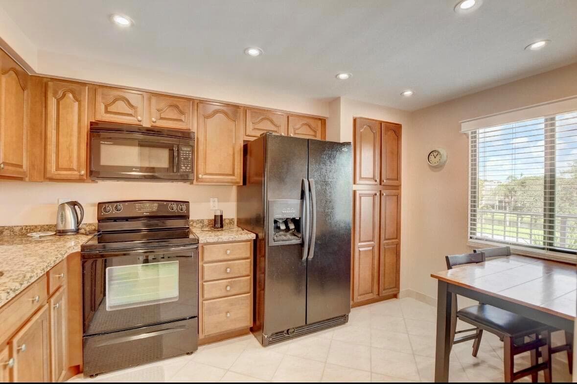 7270 ASHFORD Place # 307, Delray Beach, FL 33446 photo 13