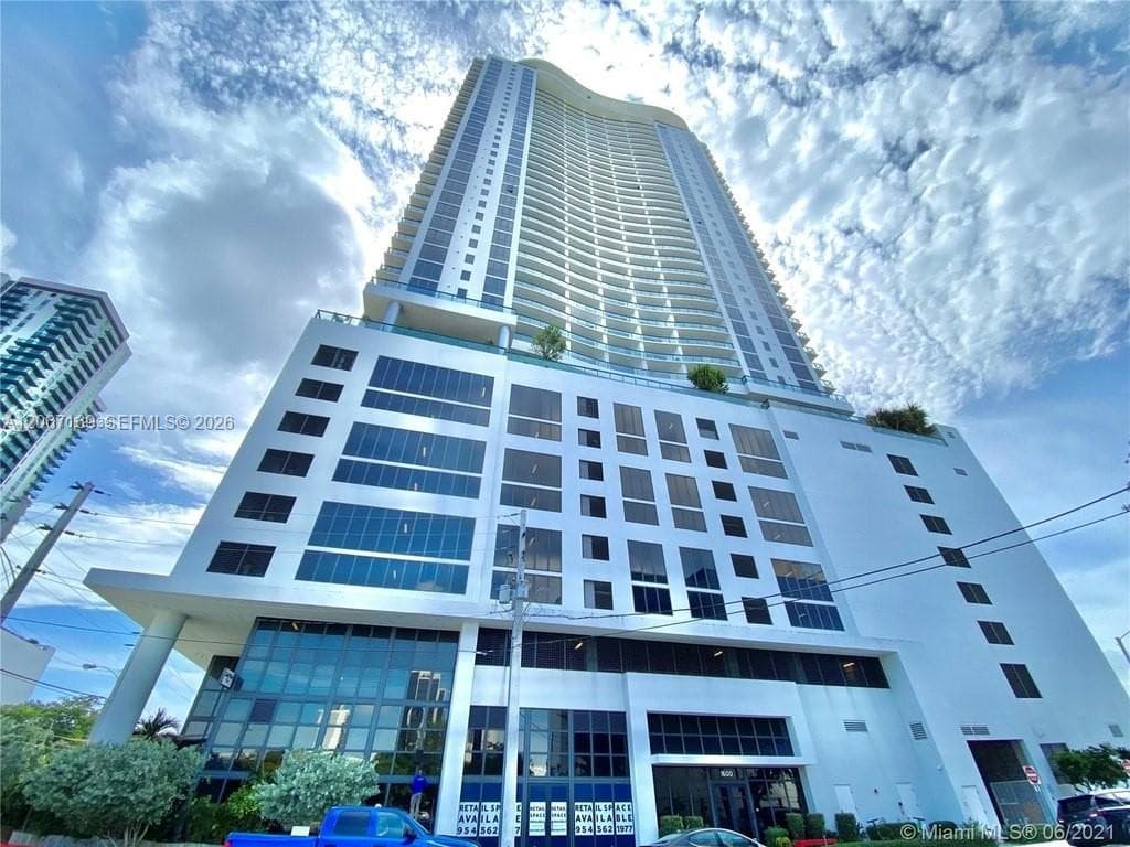 1600 NE 1st Ave # 1420, Miami, FL 33132 photo 2
