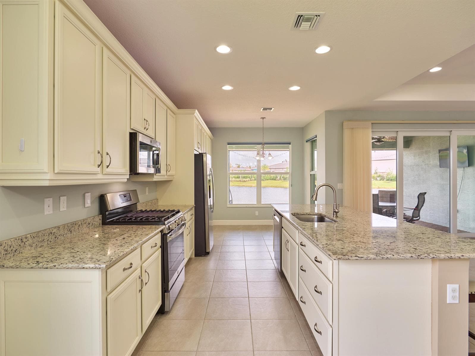 11837 SW Poseidon Way, Port St. Lucie, FL 34987 photo 13