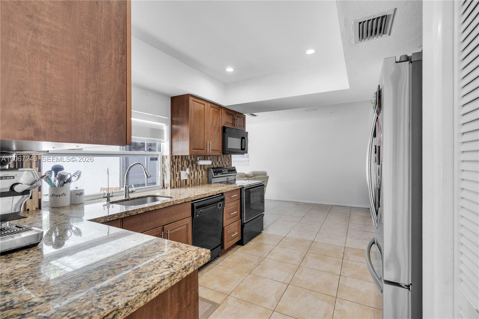 11911 NW 32nd Mnr, Sunrise, FL 33323 photo 9