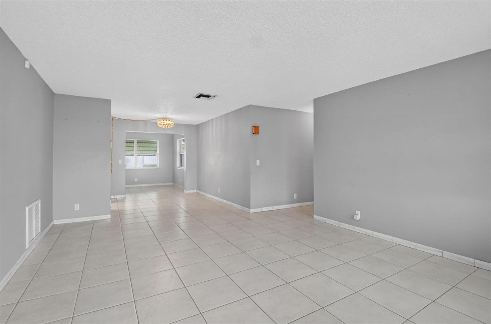 2091 SW 13th Terrace SW, Boynton Beach, FL 33426 photo 6