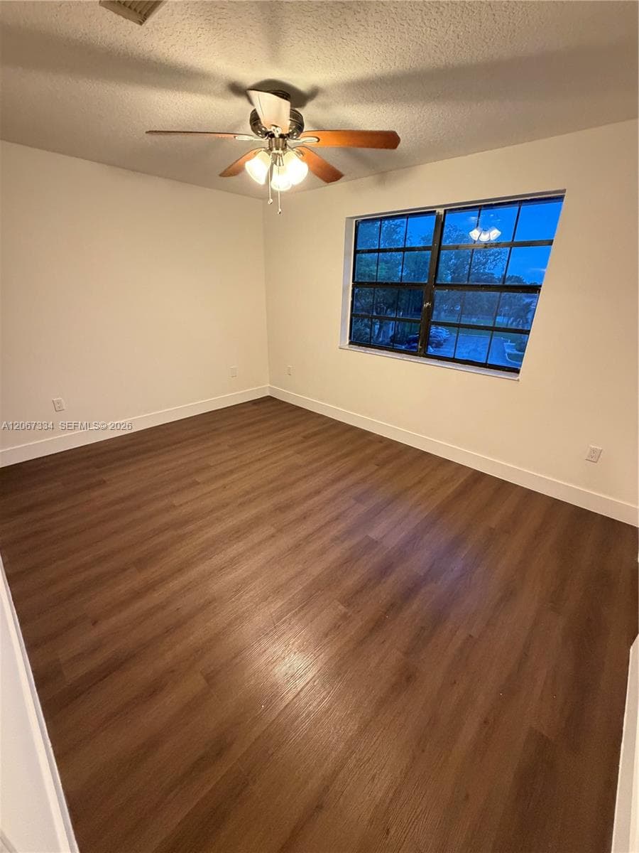 9902 Hammocks Blvd # 102-60, Miami, FL 33196 photo 12