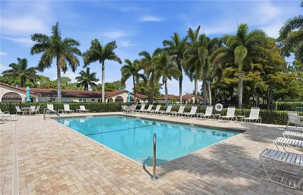 1085 Forest Lakes Dr # 8102, Naples, FL 34105 photo 5