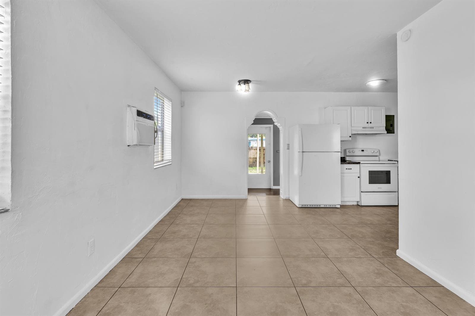 4936 NE 14TH Avenue, Pompano Beach, FL 33064 photo 8