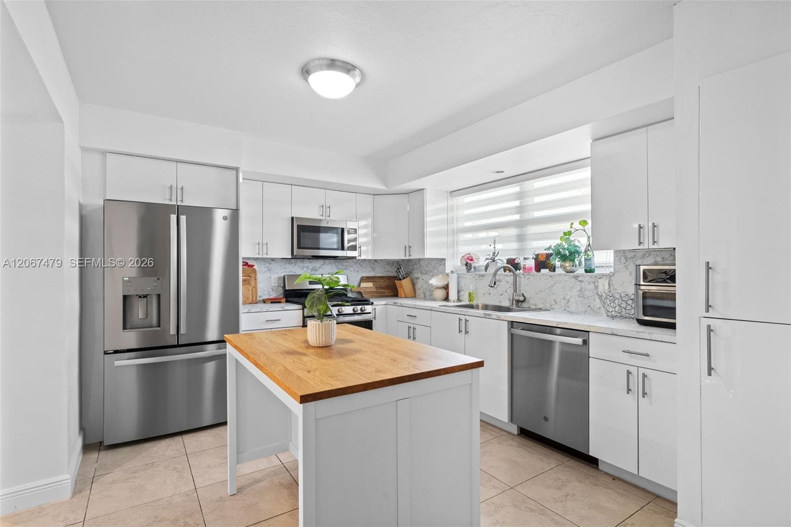 2819 Cleveland St, Hollywood, FL 33020 photo 9