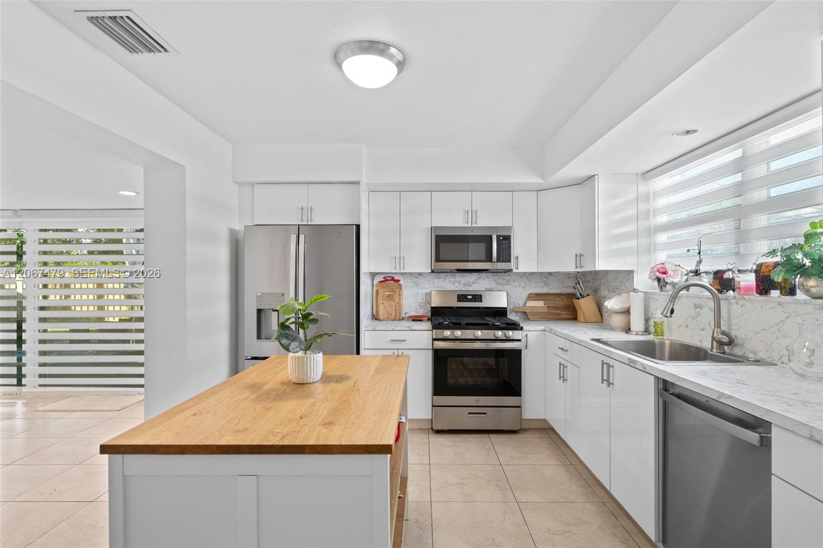 2819 Cleveland St, Hollywood, FL 33020 photo 10