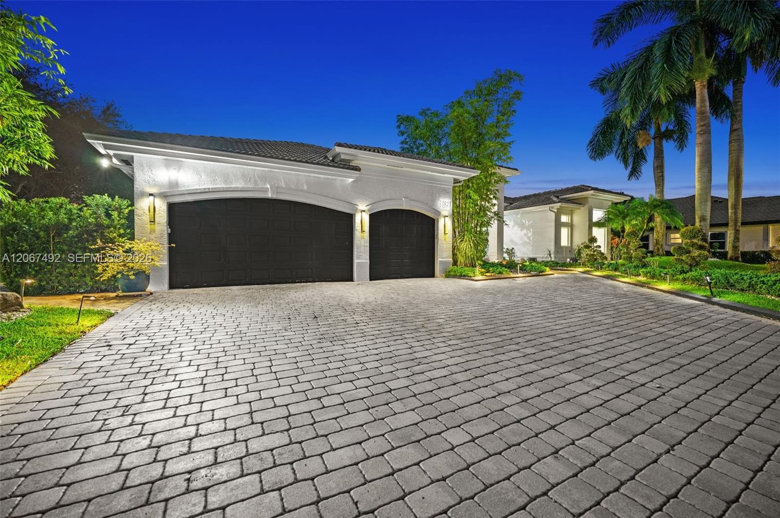 3829 Gulfstream Way, Davie, FL 33328 photo 2