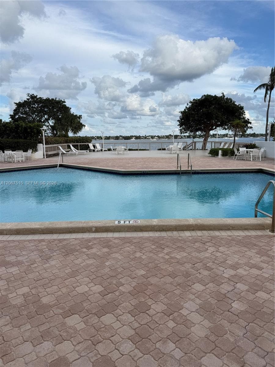 5600 N Flagler Dr # 1806, West Palm Beach, FL 33407 photo 10