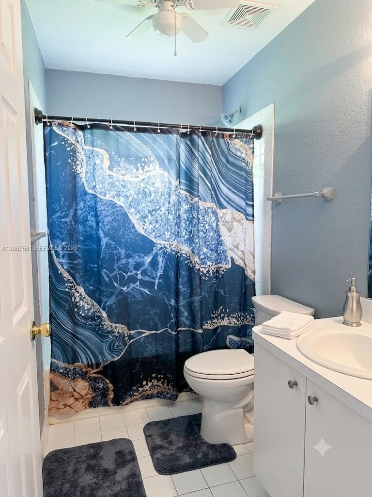 221 NE 35th St, Oakland Park, FL 33334 photo 5