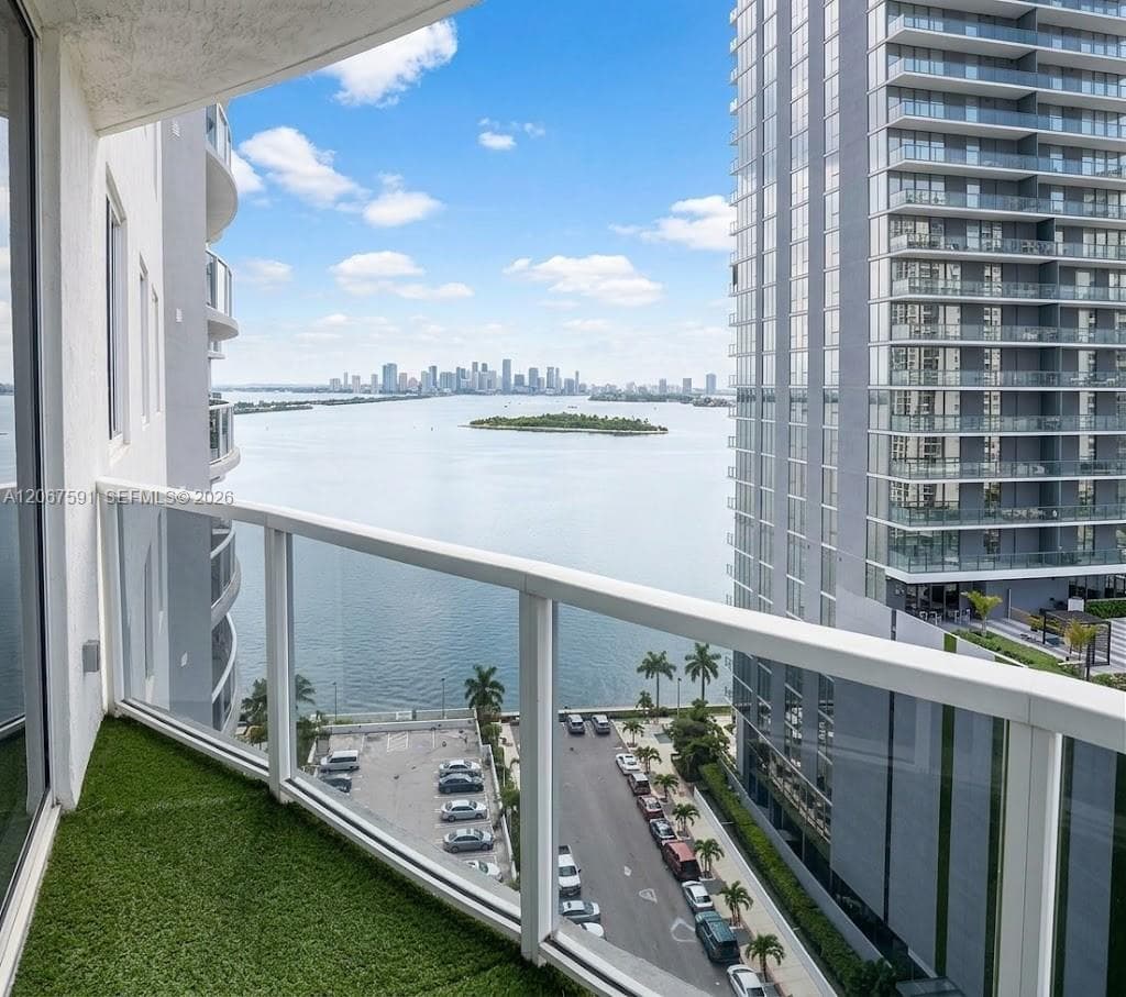 601 NE 23rd St # 1605, Miami, FL 33137