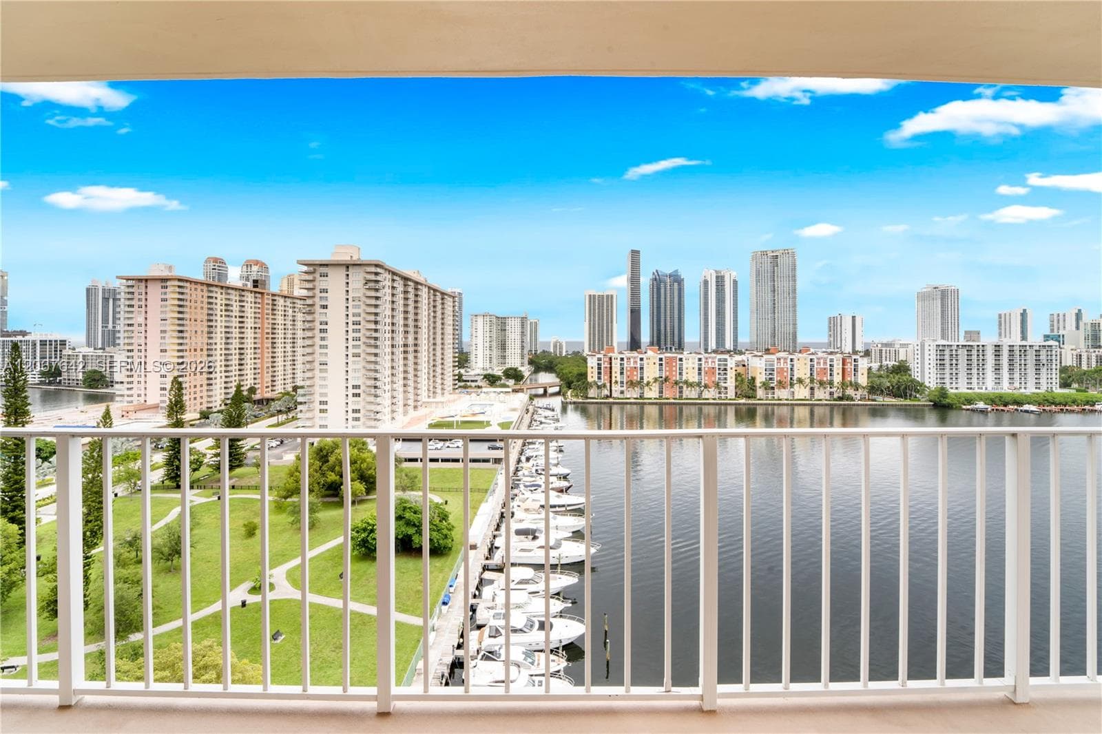 290 174th St # 1519, Sunny Isles Beach, FL 33160 photo 2