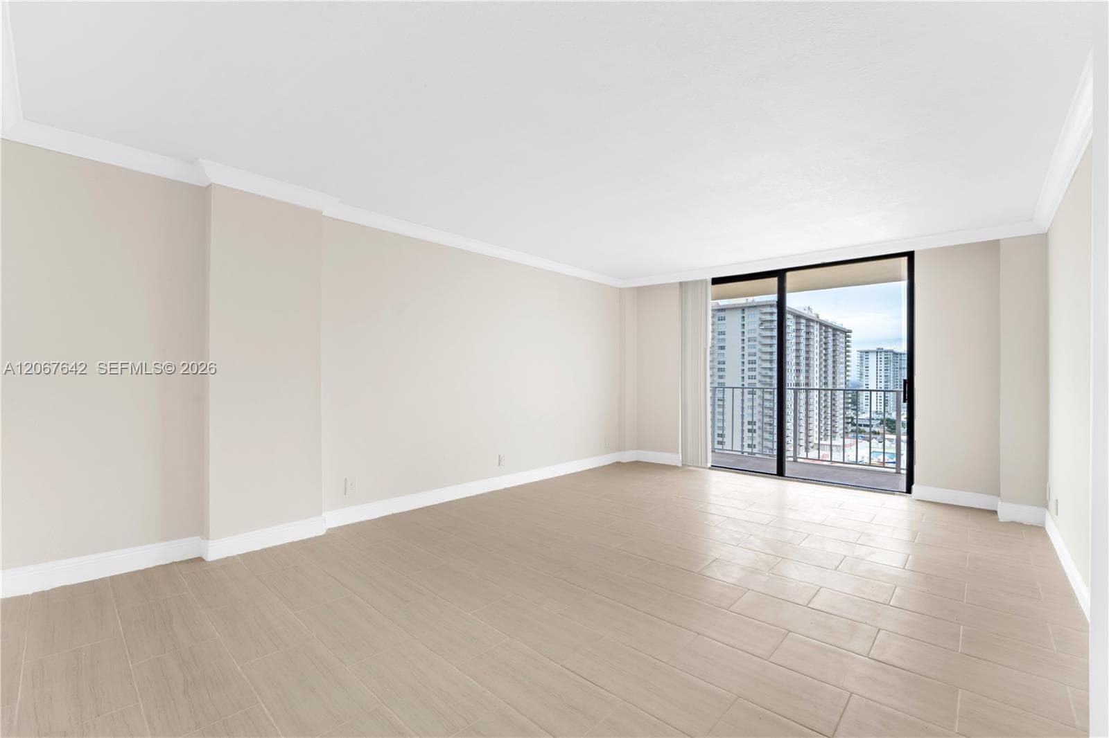 290 174th St # 1519, Sunny Isles Beach, FL 33160 photo 4